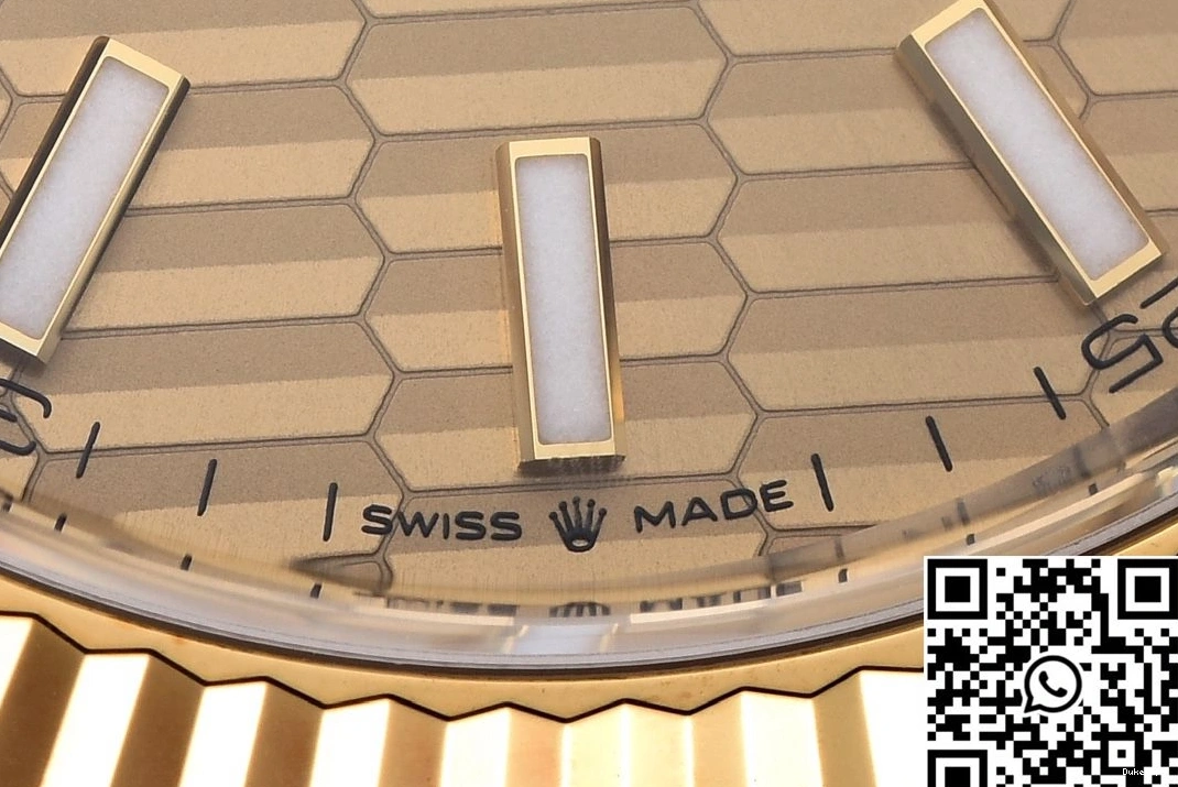 Motif Dial Oyster Gold Datejust Factory Clean Band Rolex M126333-0020 0419